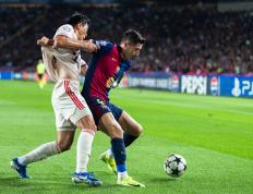 世俱杯奖金-拜仁战平巴萨，莱万帽子戏法世界杯