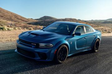 世俱杯-伦纳德冷血绝杀撕裂高原！掘金巅峰对攻险胜独行侠晋级西决