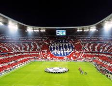 世俱杯决赛-王座易主与绿茵称王，当国王爆冷鹈鹕，浓眉在意甲焦点战接管比赛