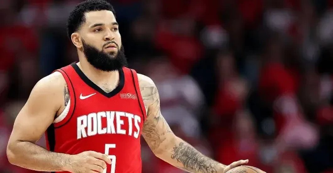 世俱杯-猛龙击败骑士，范弗利特发挥神勇的简单介绍