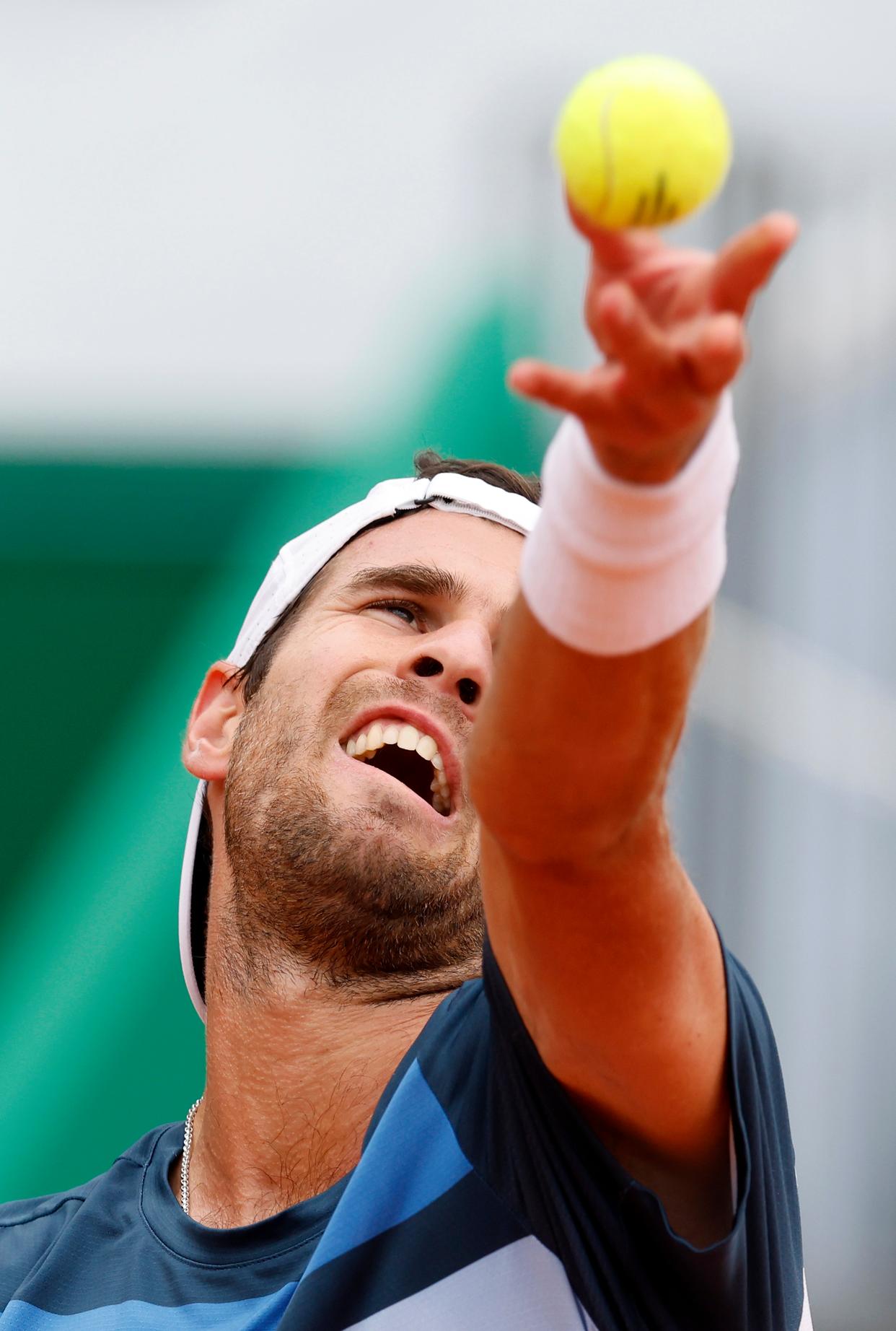 世俱杯赛程-包含西班牙网球队鏖战德国网球队,梅德韦杰夫绝境逆转的词条