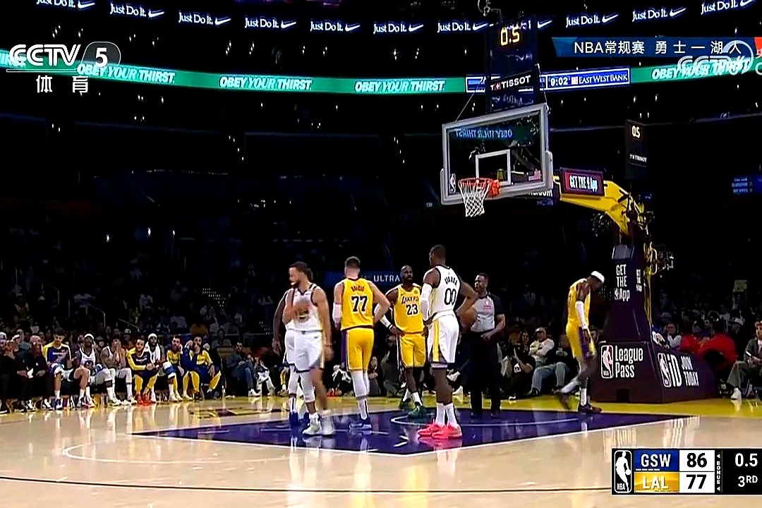 世俱杯决赛-勇士击败独行侠，重返胜利轨道