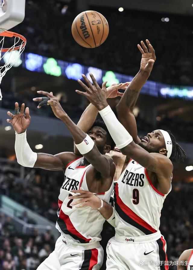 世俱杯2025-开拓者主场击败尼克斯,利拉德砍下高分的简单介绍