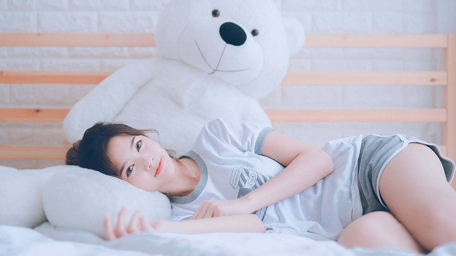 世俱杯直播-战术压制与英雄时刻,拉齐奥风格困住波兰,卢卡库临危救主