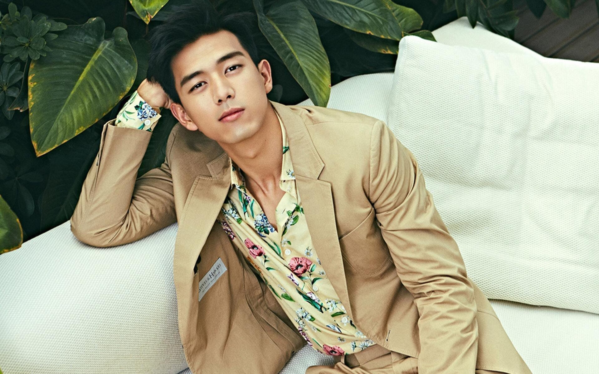 世俱杯分组-塔图姆征服CBA赛场?赛后评分拉满引热议,开拓者与浙江队上演梦幻对决