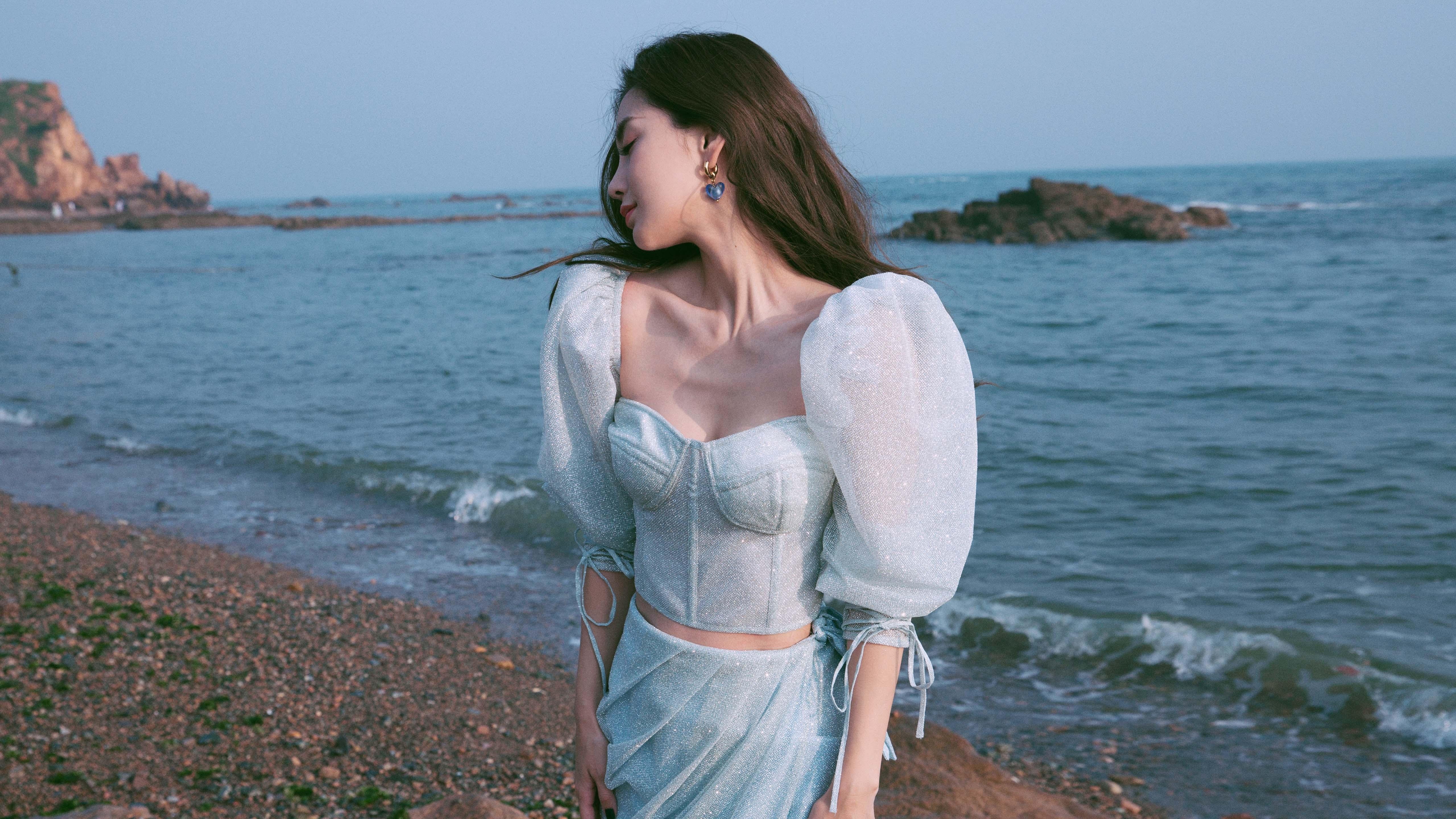 世俱杯-孤星闪耀伯纳乌,恩佐三连击撕裂钢铁防线